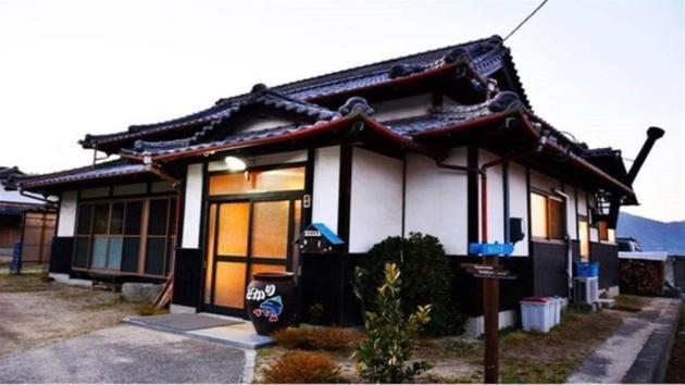 Guesthouse Yadokari - Vacation Stay 90101 Imabari Railway Station Buitenkant foto